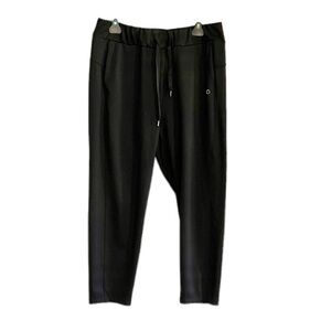 SKORA Luxury 2.0 Black Cropped Jogger Pants Size Large Inseam 26”
